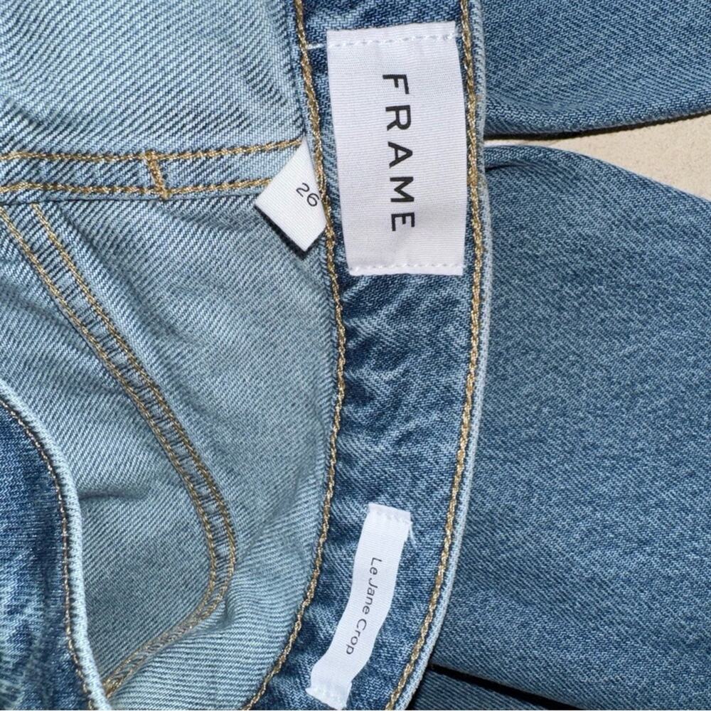 Frame Denim Le Jane Straight-Leg Ankle
Jeans - Varsity Blues Modern Chew 26 - Picture 7 of 8